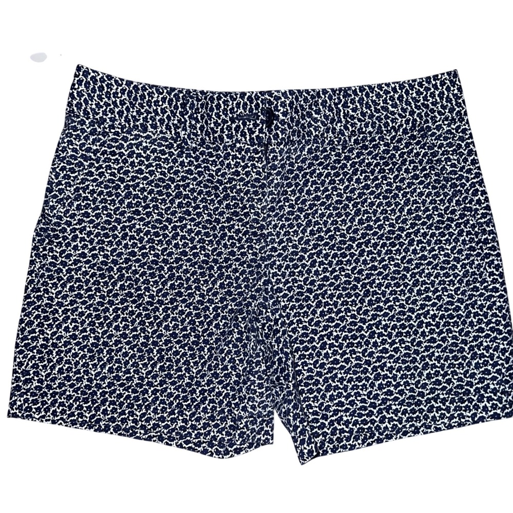 Loft Womens Navy White Floral Ditsy Print Shorts 6 Inch Inseam Size 4 NWT